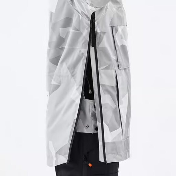 Montec - Dune Snowboard Jacket in Snow Camo (gray/white) - Picture 11 of 15